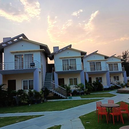 Parth King Beach Resort มันดราโมนี ภายนอก รูปภาพ