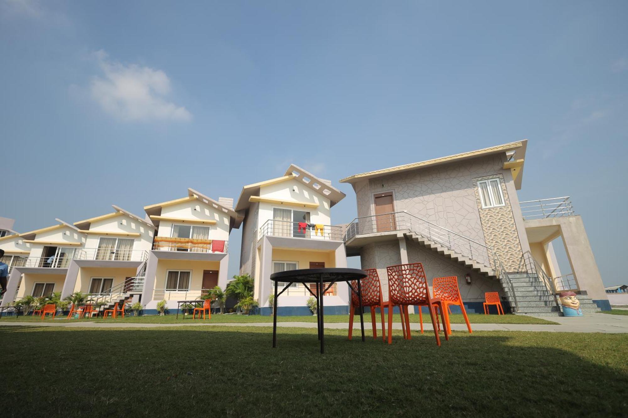 Parth King Beach Resort มันดราโมนี ภายนอก รูปภาพ