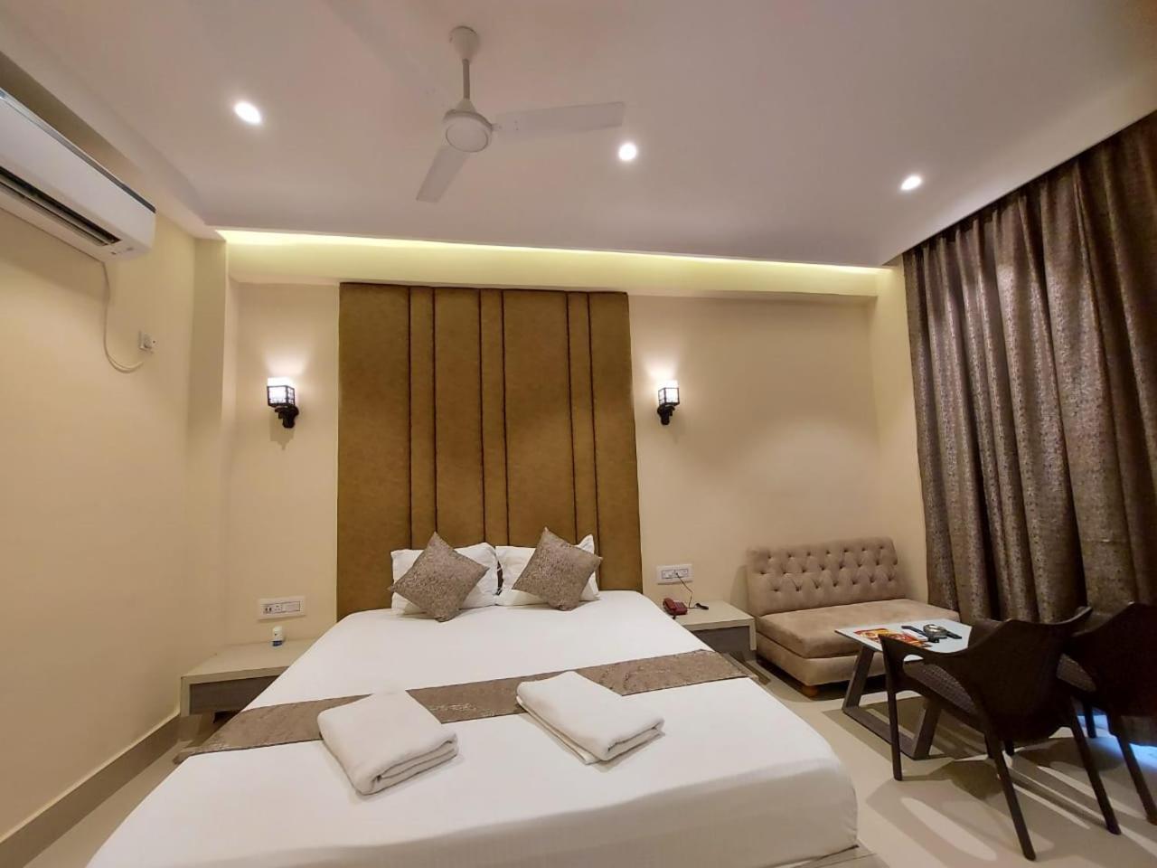 Parth King Beach Resort มันดราโมนี ภายนอก รูปภาพ