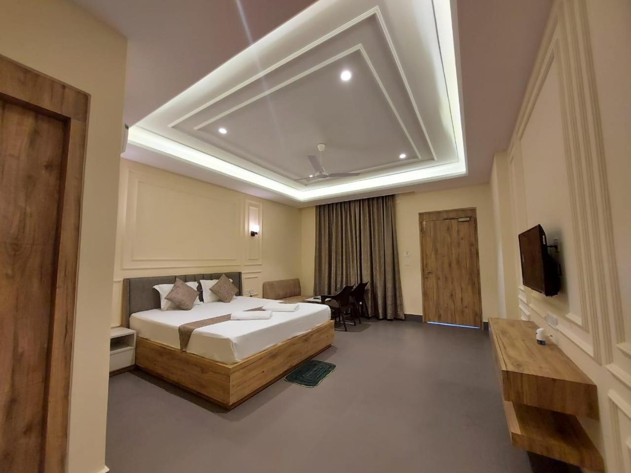 Parth King Beach Resort มันดราโมนี ภายนอก รูปภาพ